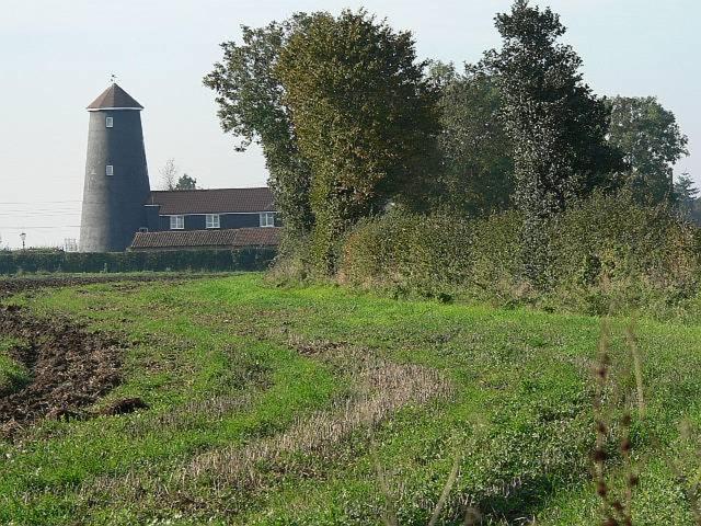 Yaxham Mill Отель типа 
